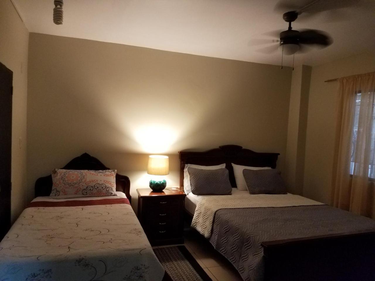 Casa Serena Гуаякуил Екстериор снимка